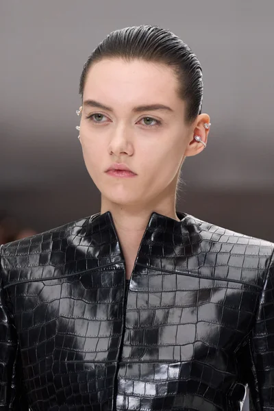 Look 35
